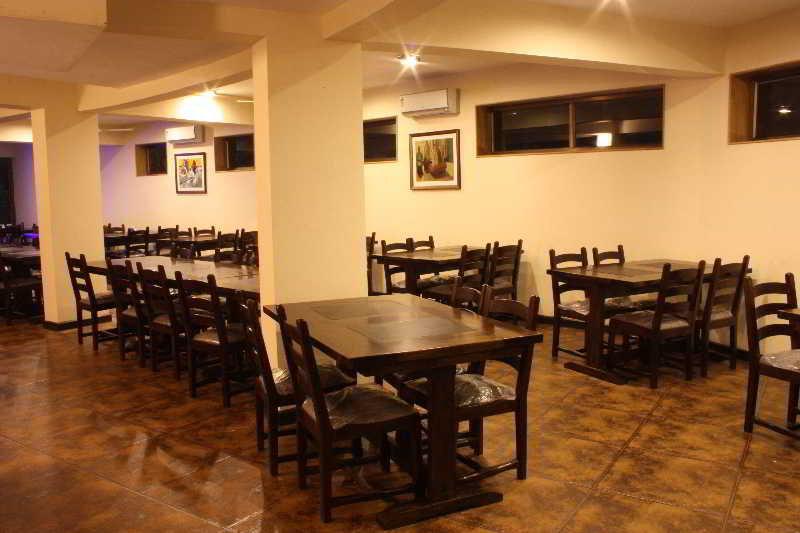 The Sea Horse Resort Baga Exterior foto