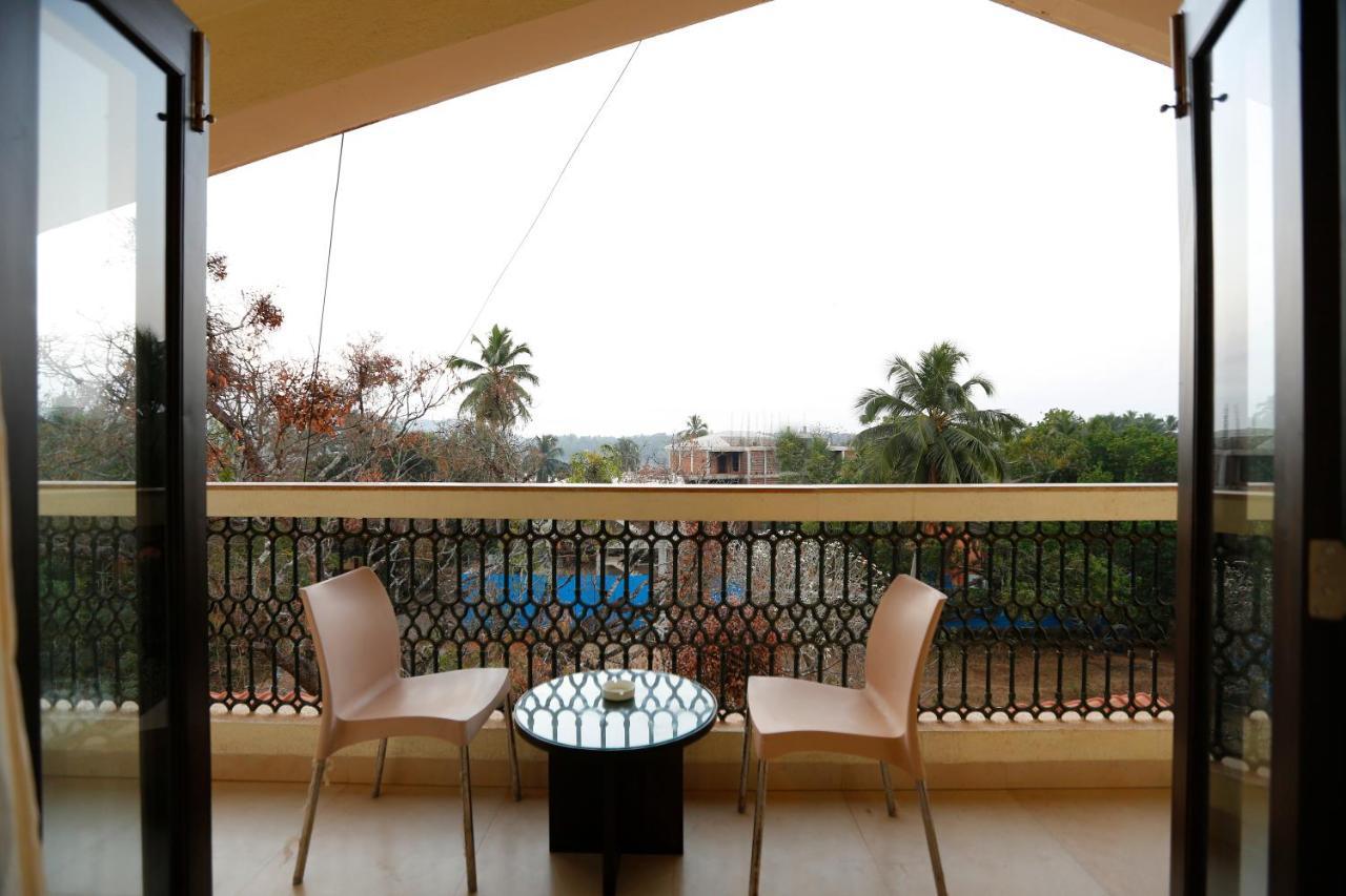 The Sea Horse Resort Baga Exterior foto